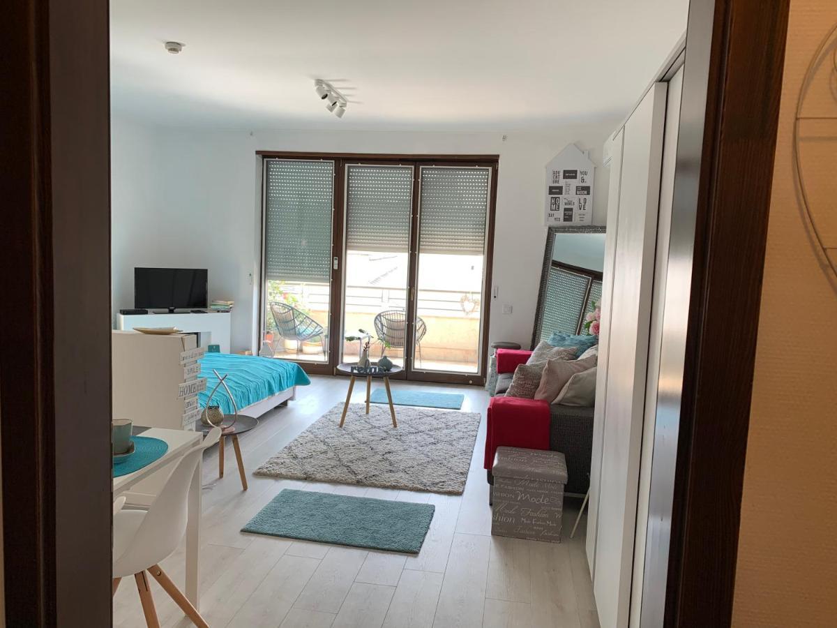 Apartamento Sunny Deluxe Apt. & Terrace