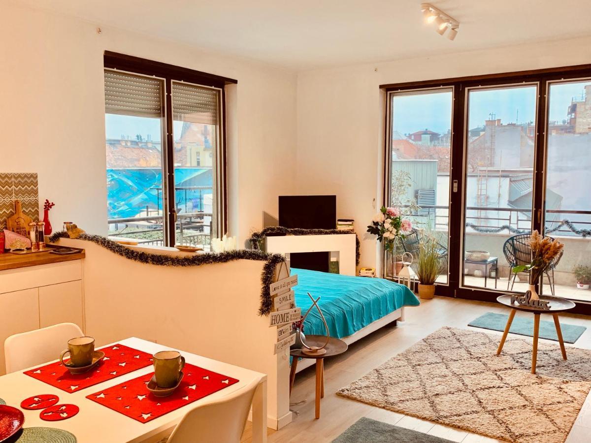 Sunny Deluxe Apt. & Terrace * Budapešť