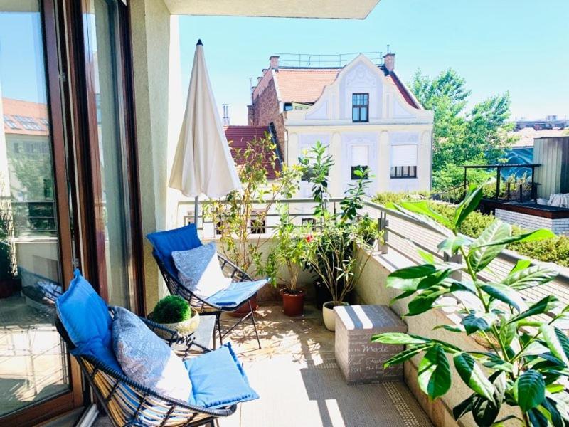 Apartmán Sunny Deluxe Apt. & Terrace *